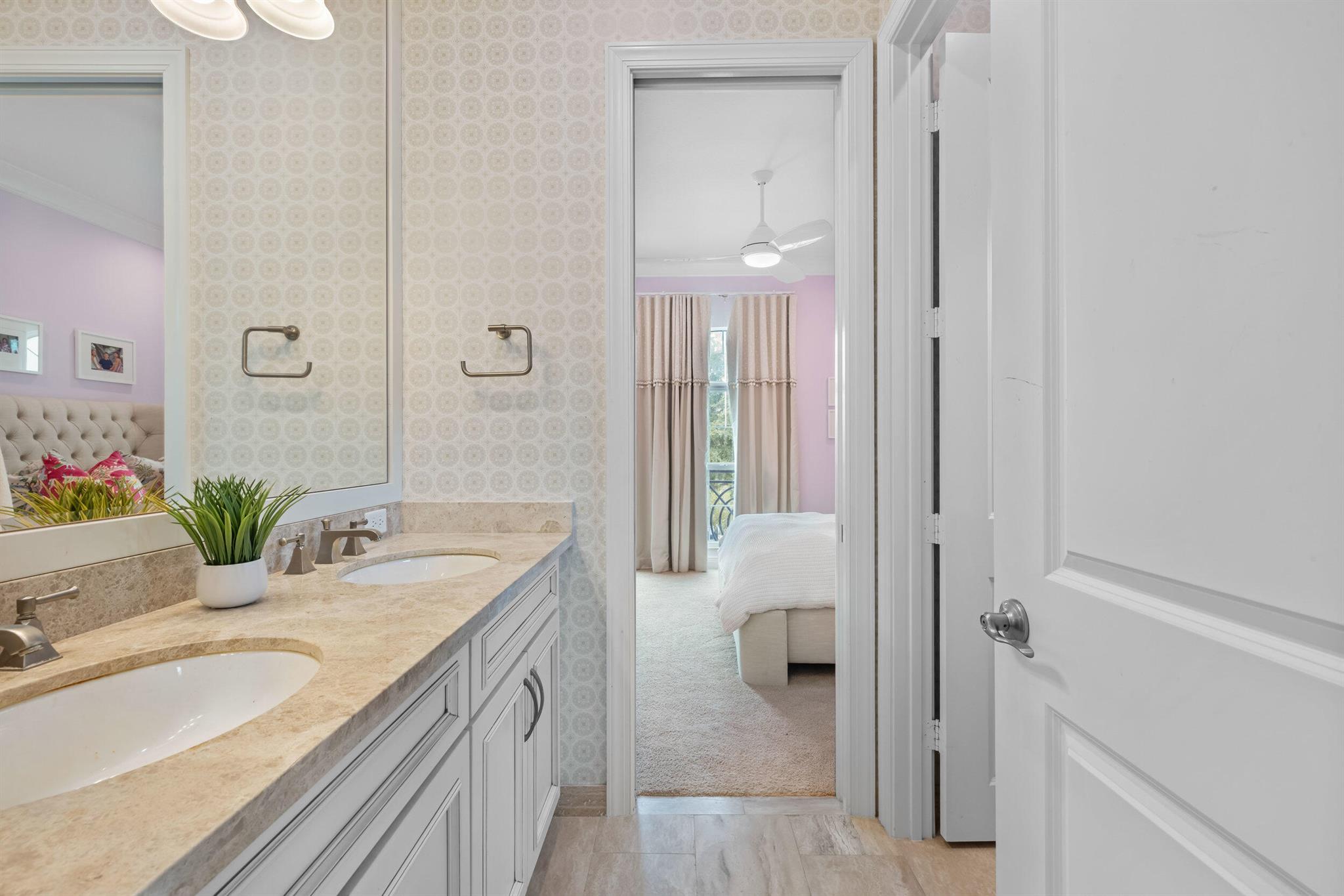 13901 Willow Cay Dr North Palm Beach, FL 33408 13901 Willow Cay Dr North Palm Beach, FL 33408