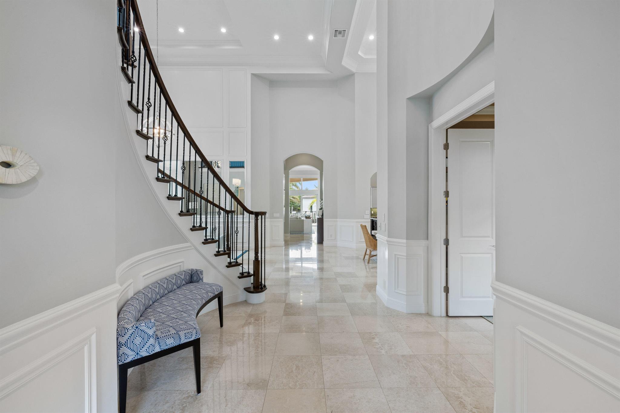 13901 Willow Cay Dr North Palm Beach, FL 33408 13901 Willow Cay Dr North Palm Beach, FL 33408