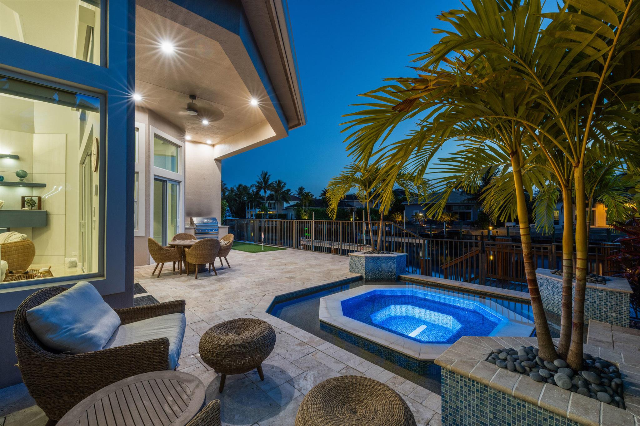 13901 Willow Cay Dr North Palm Beach, FL 33408 13901 Willow Cay Dr North Palm Beach, FL 33408