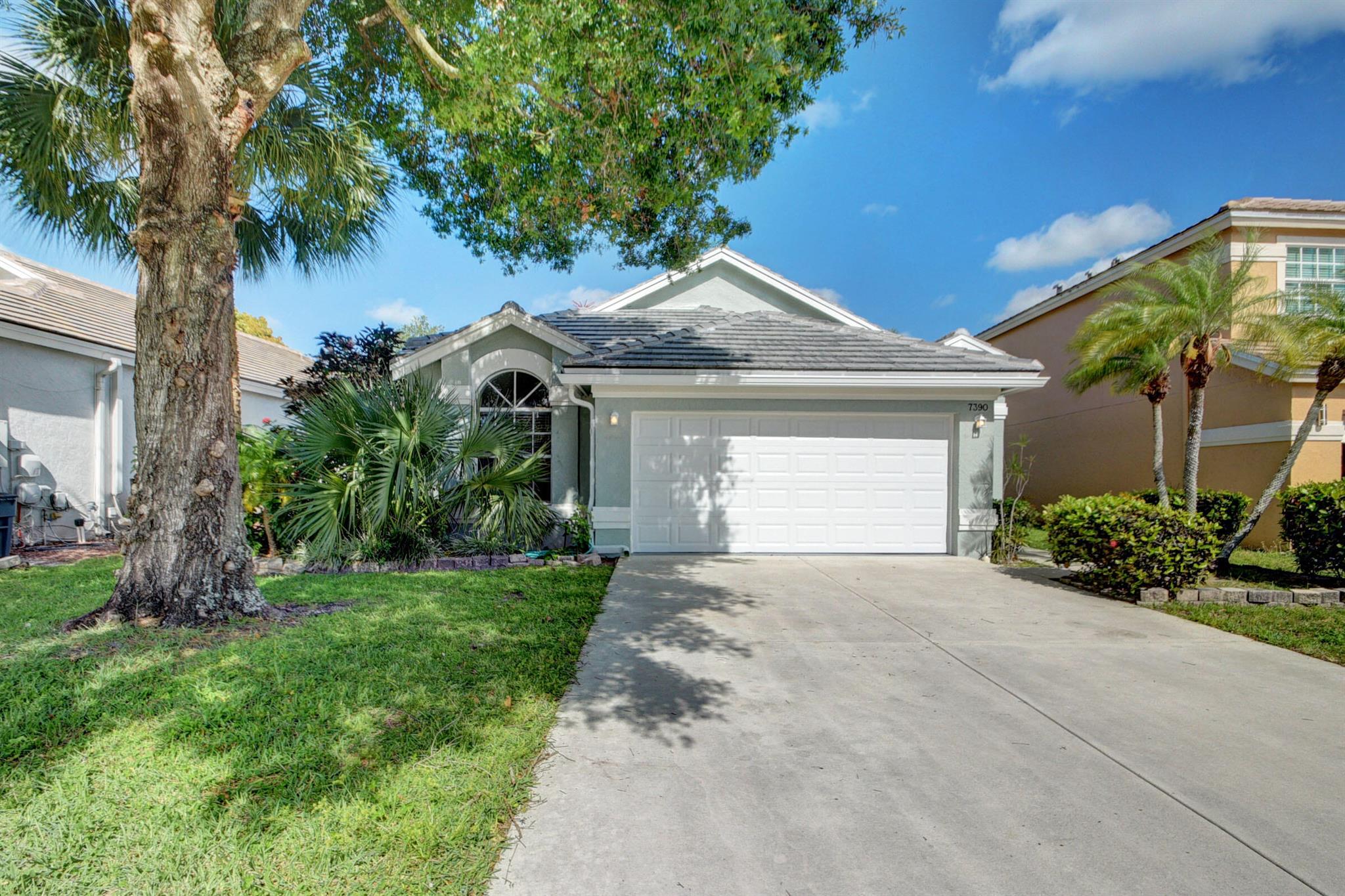7390 Ashley Shores Cir
