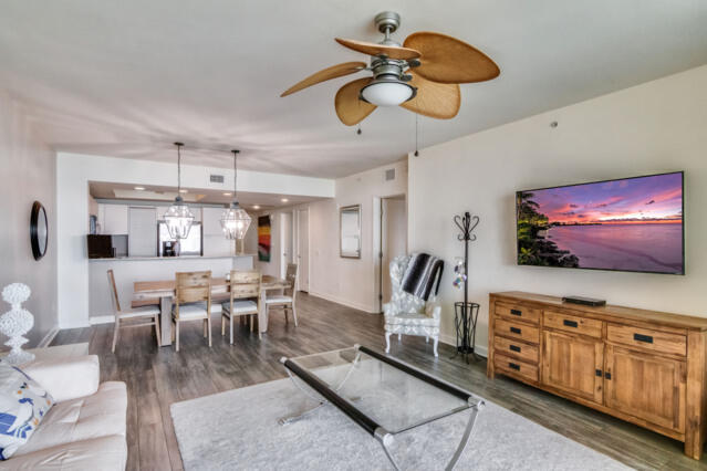 2650 Lake Shr #2203 Riviera Beach, FL 33404