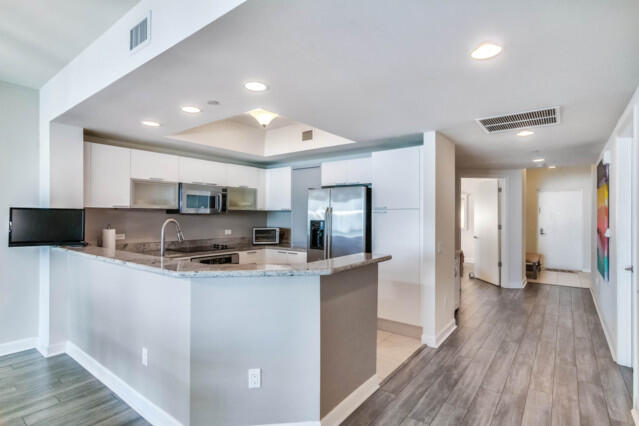 2650 Lake Shr #2203 Riviera Beach, FL 33404