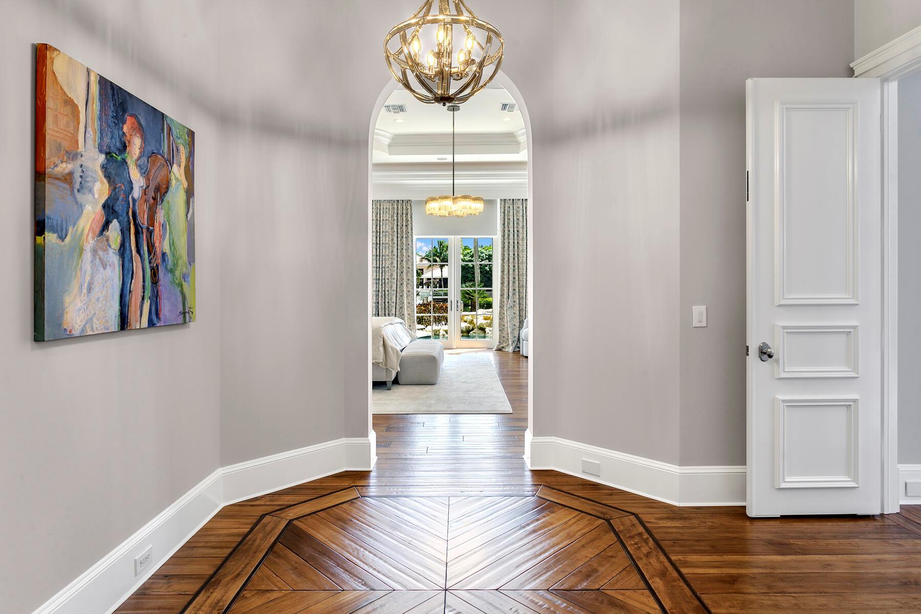 155 Commodore Dr Jupiter, FL 33477