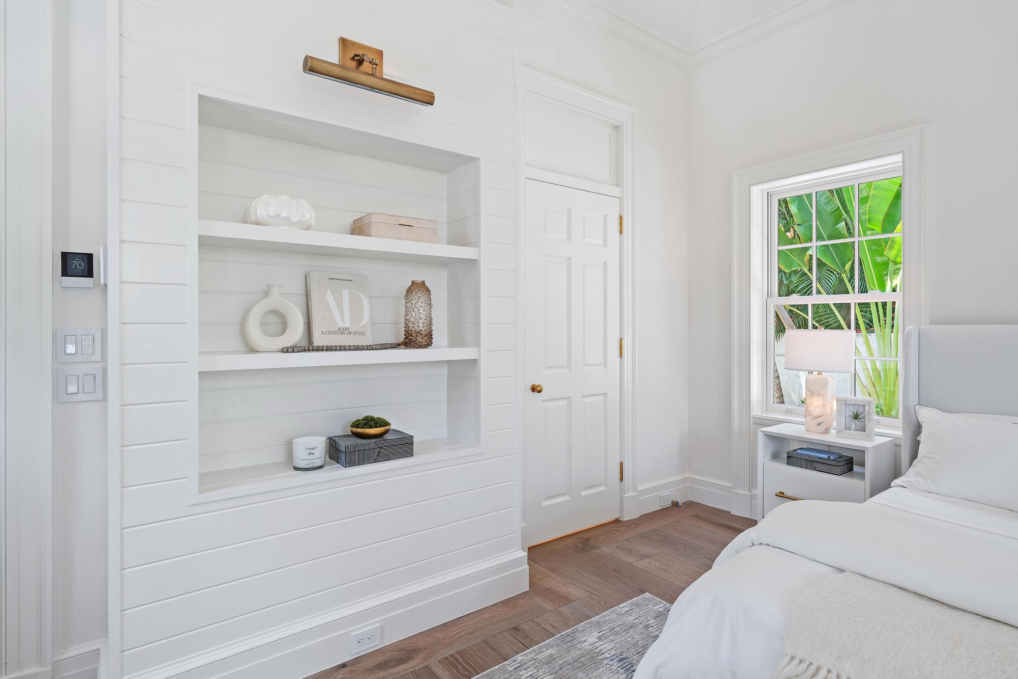 269 Jamaica Ln Palm Beach, FL 33480