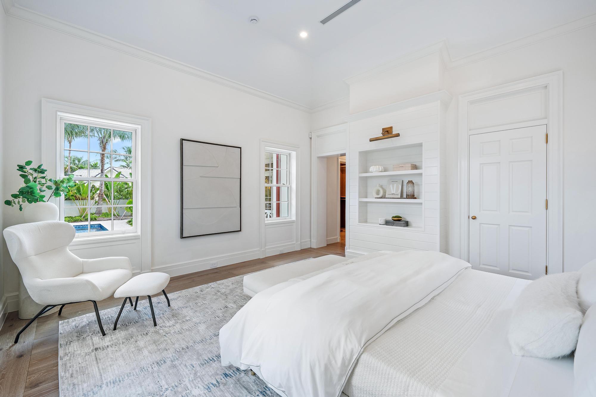 269 Jamaica Ln Palm Beach, FL 33480