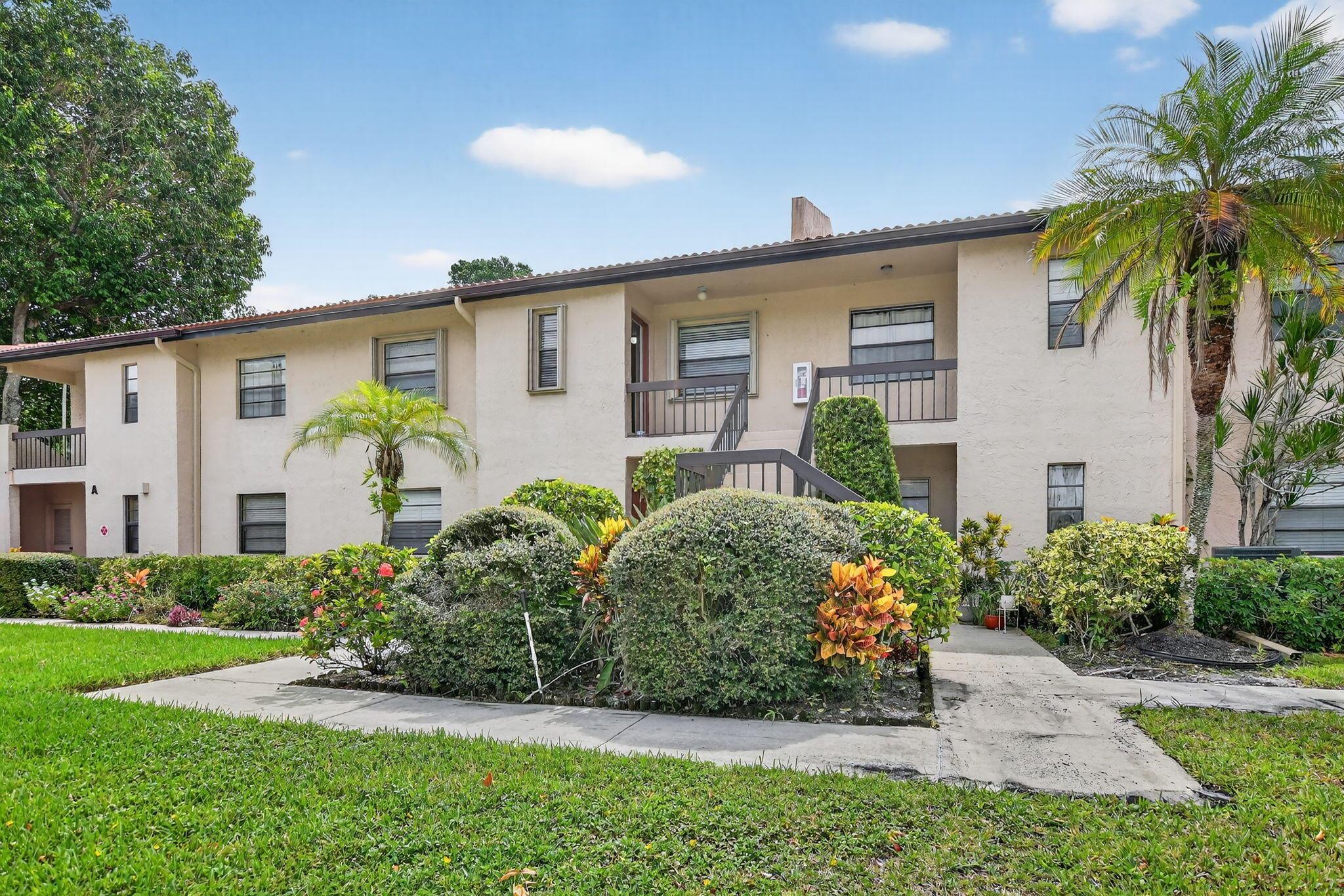 9268 Vista Del Lago #D