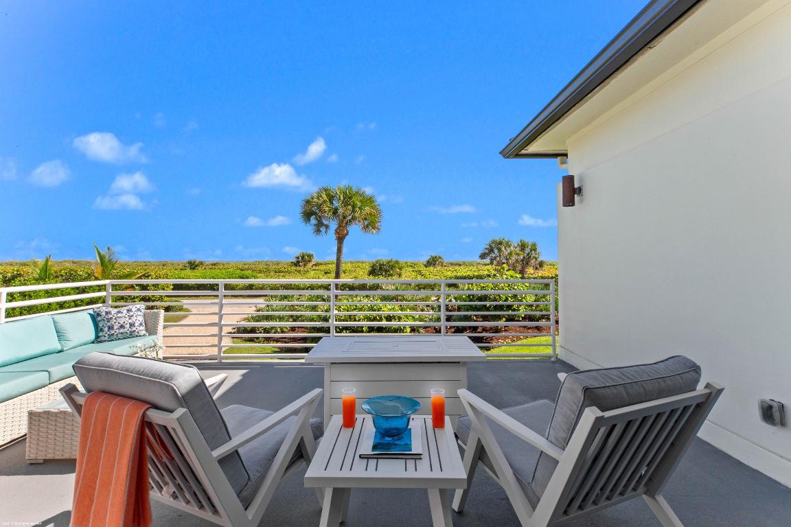 116 N Beach Jupiter Island, FL 33455