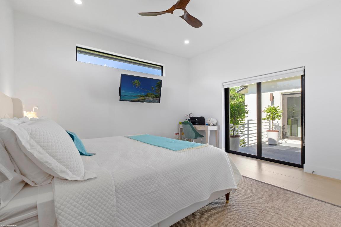 116 N Beach Jupiter Island, FL 33455