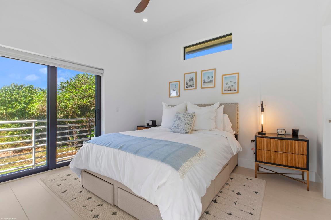 116 N Beach Jupiter Island, FL 33455