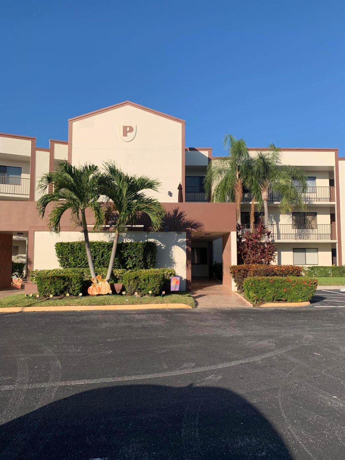 9531 N Belfort Cir #111