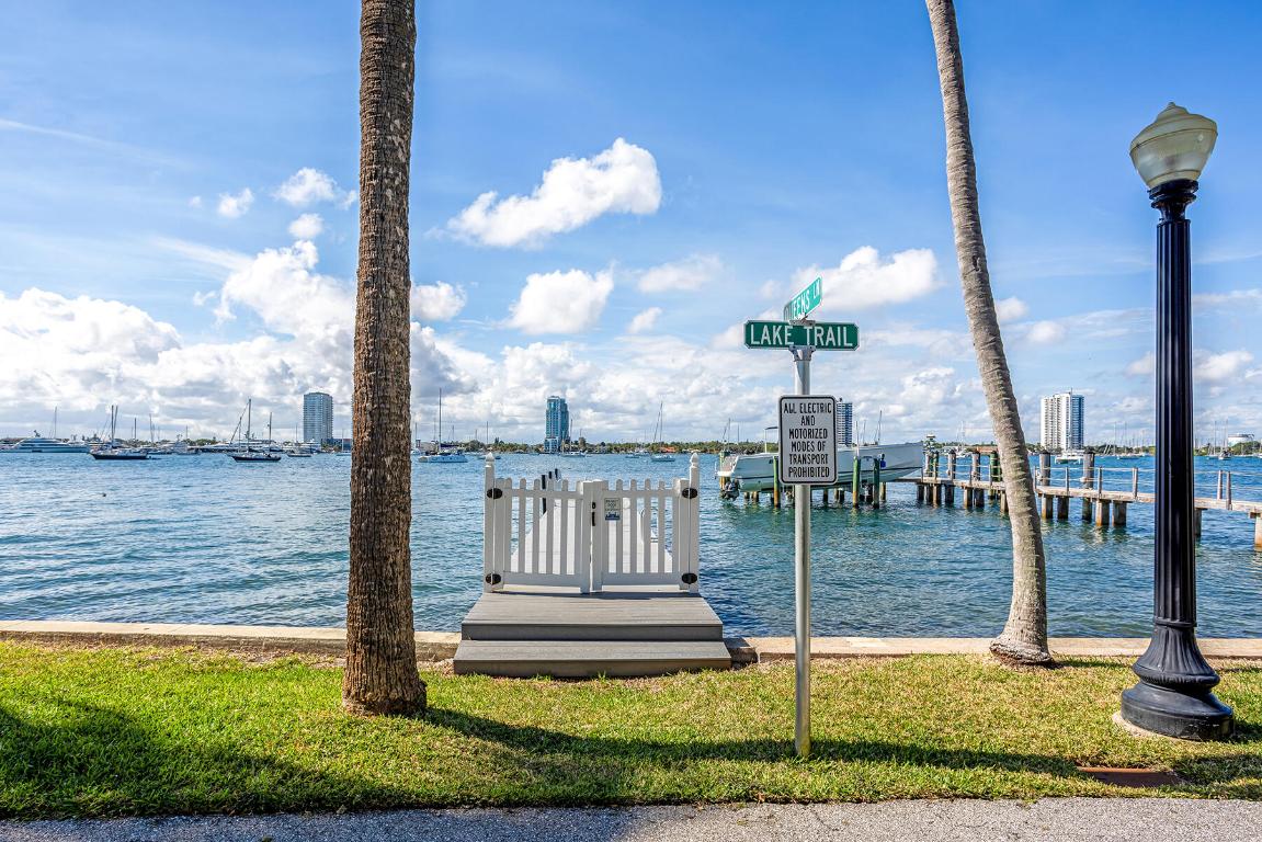 259 Queens Ln Palm Beach, FL 33480