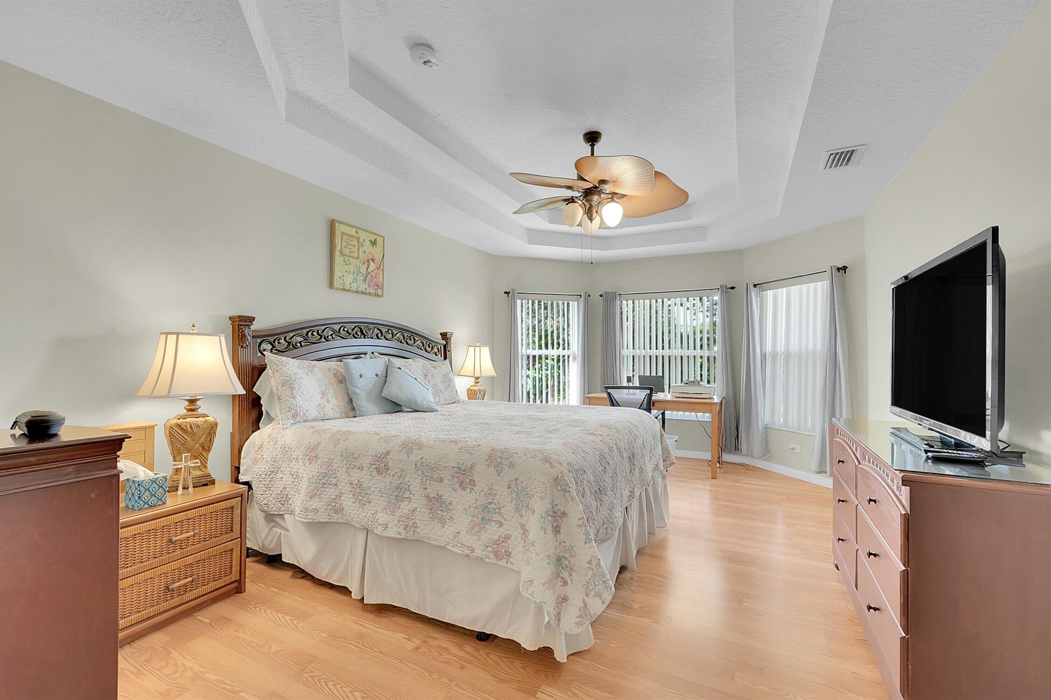 579 SE Marydale Ter Port St Lucie, FL 34983