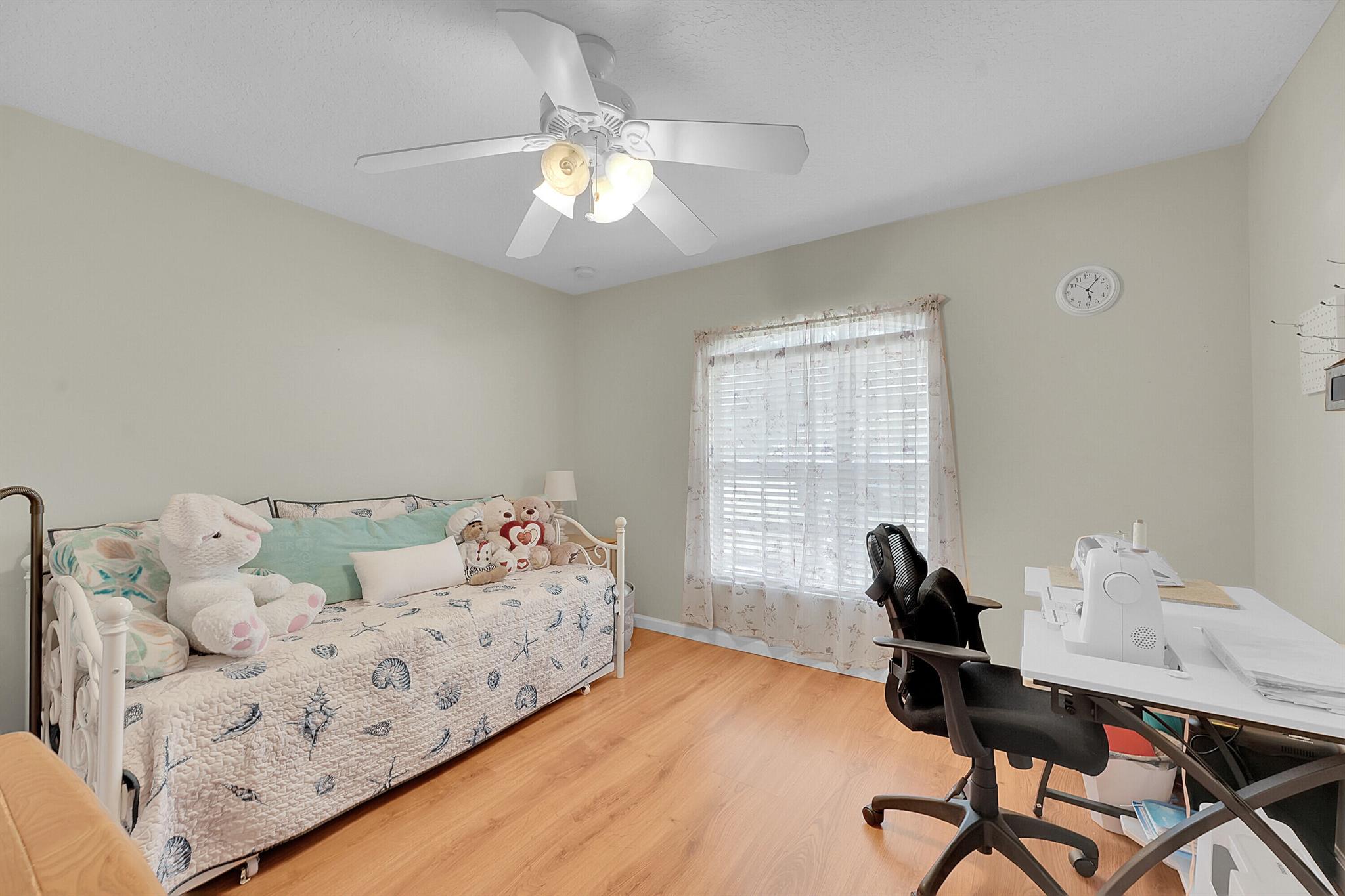 579 SE Marydale Ter Port St Lucie, FL 34983