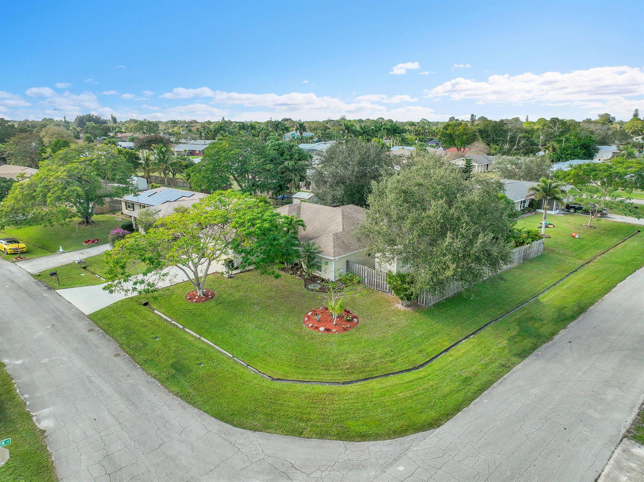 579 SE Marydale Ter Port St Lucie, FL 34983