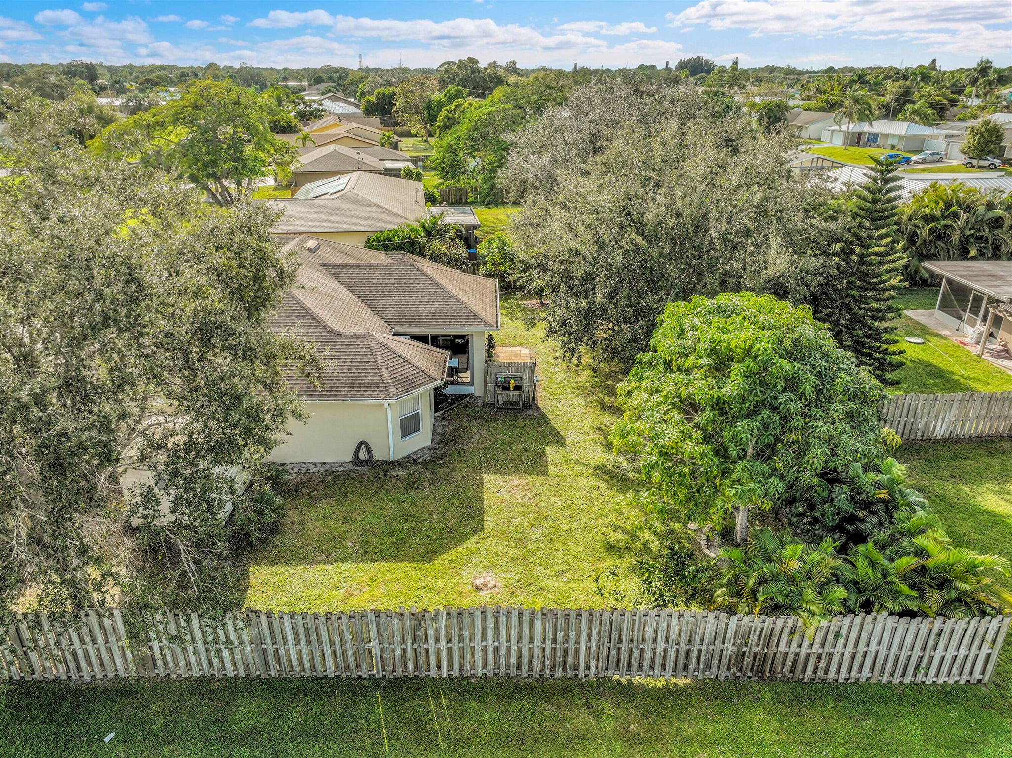 579 SE Marydale Ter Port St Lucie, FL 34983