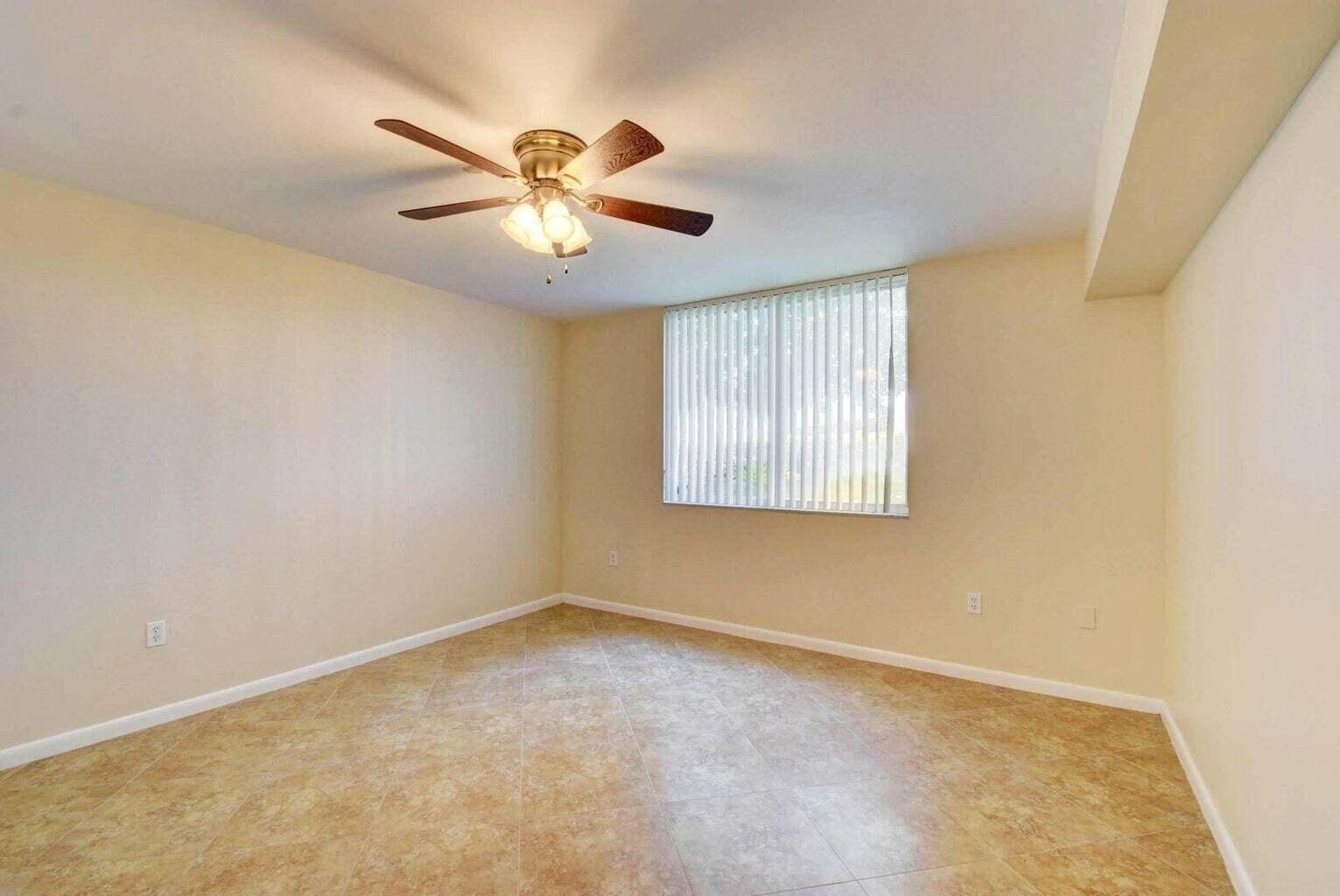 900 Scotia Dr #105 Hypoluxo, FL 33462