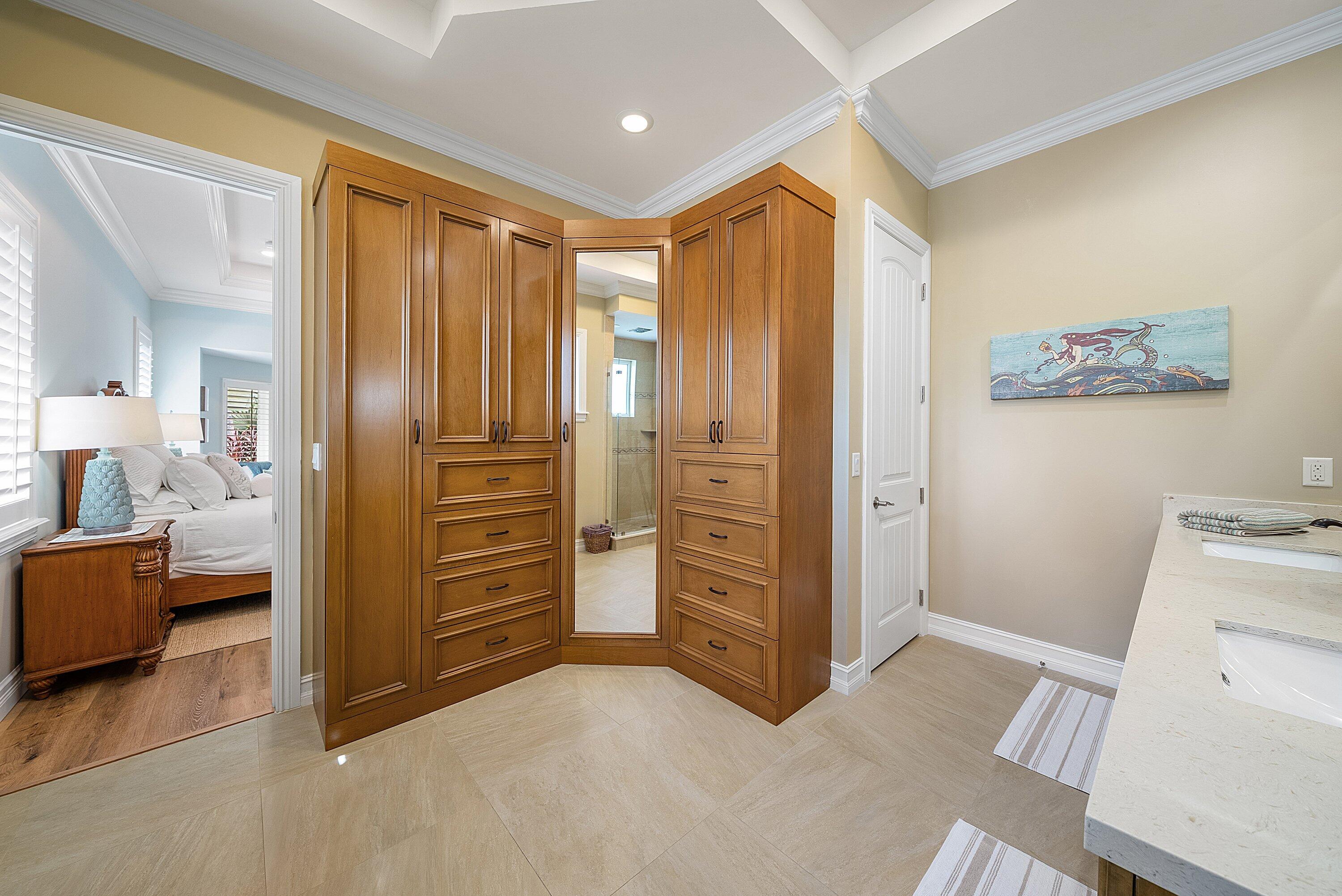 954 Marlin Jupiter, FL 33458