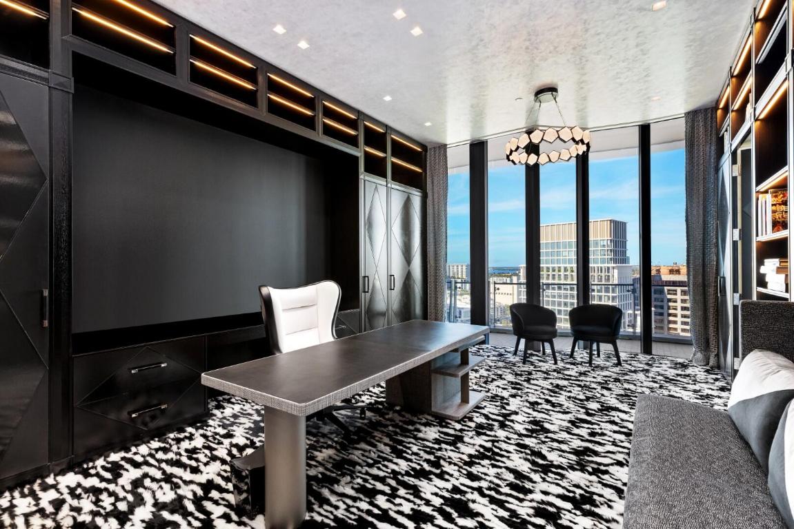 1100 S Flagler #2401/2402 West Palm Beach, FL 33401