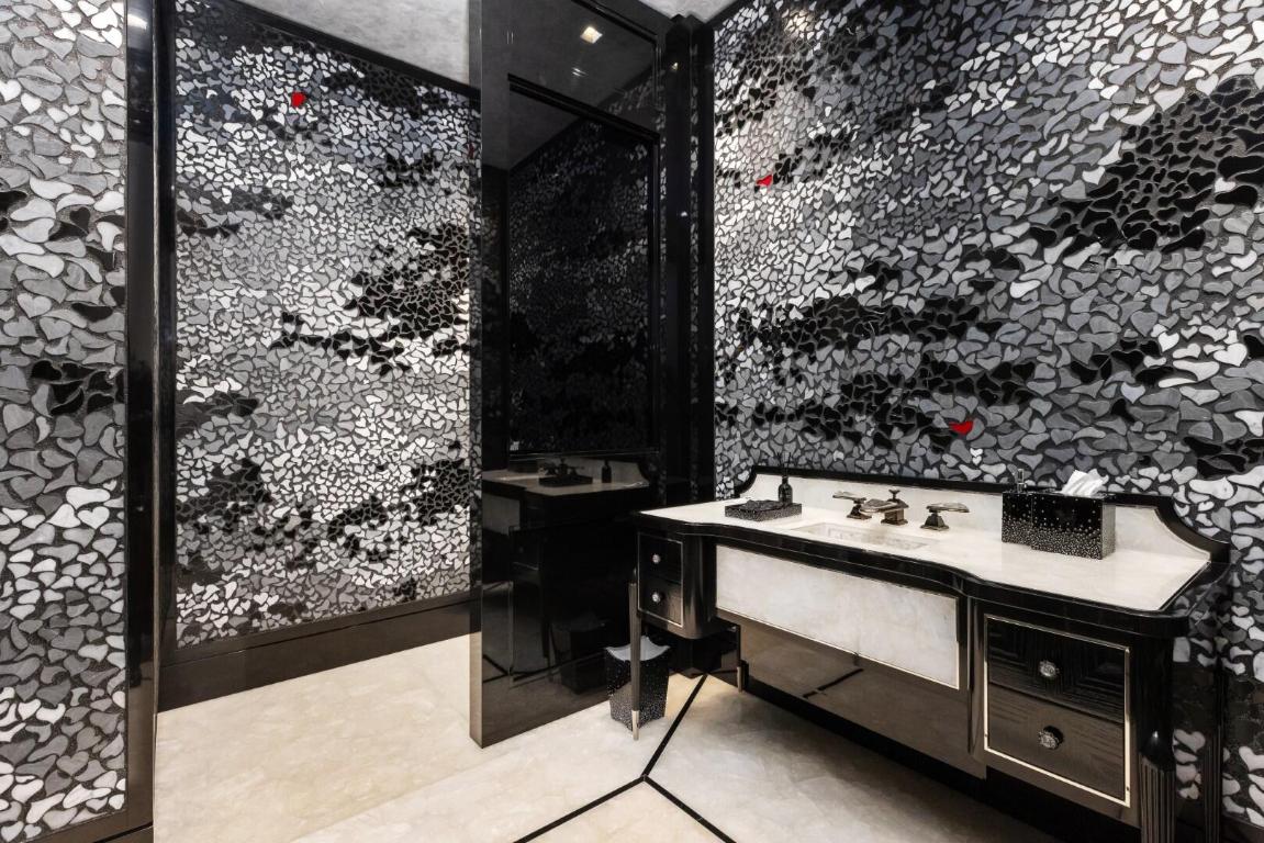 1100 S Flagler #2401/2402 West Palm Beach, FL 33401