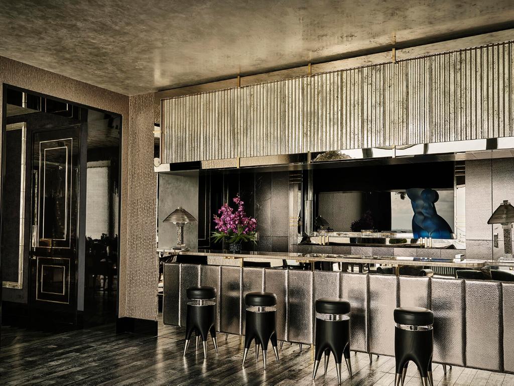 1100 S Flagler #2401/2402 West Palm Beach, FL 33401