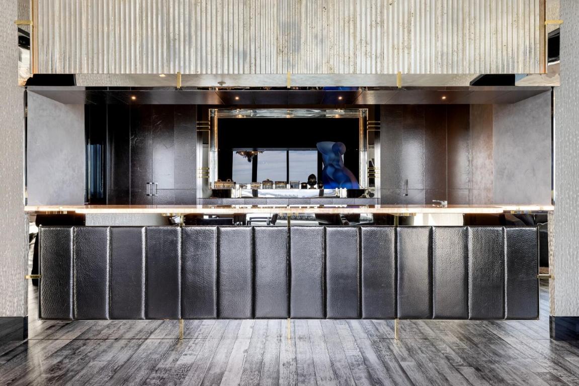 1100 S Flagler #2401/2402 West Palm Beach, FL 33401