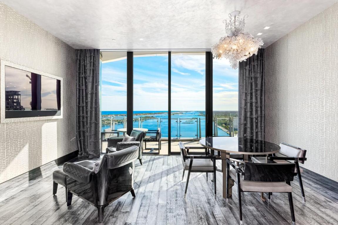 1100 S Flagler #2401/2402 West Palm Beach, FL 33401