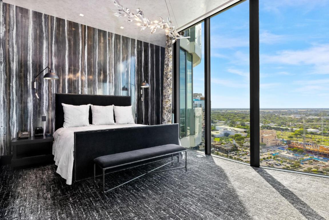 1100 S Flagler #2401/2402 West Palm Beach, FL 33401