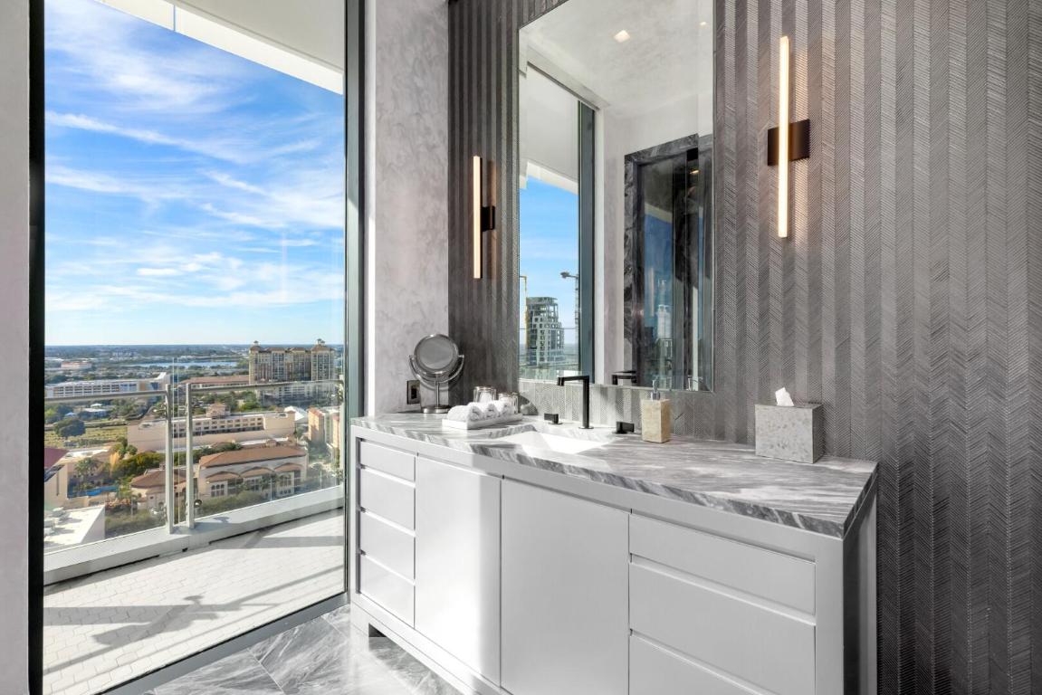 1100 S Flagler #2401/2402 West Palm Beach, FL 33401