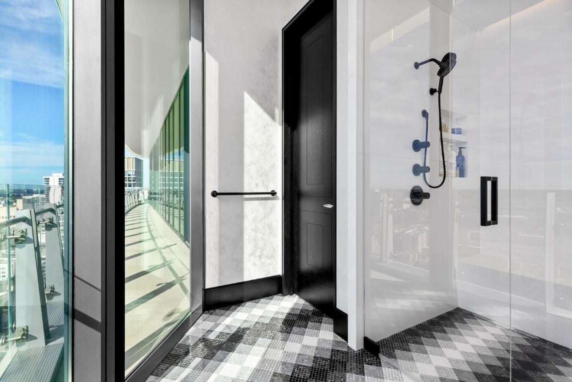 1100 S Flagler #2401/2402 West Palm Beach, FL 33401