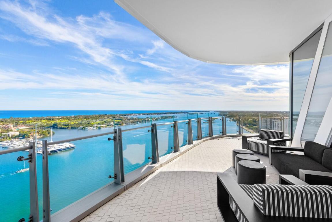 1100 S Flagler #2401/2402 West Palm Beach, FL 33401