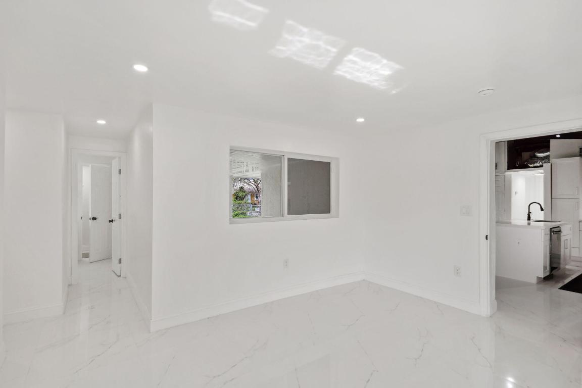 1530 NW 18th Fort Lauderdale, FL 33311