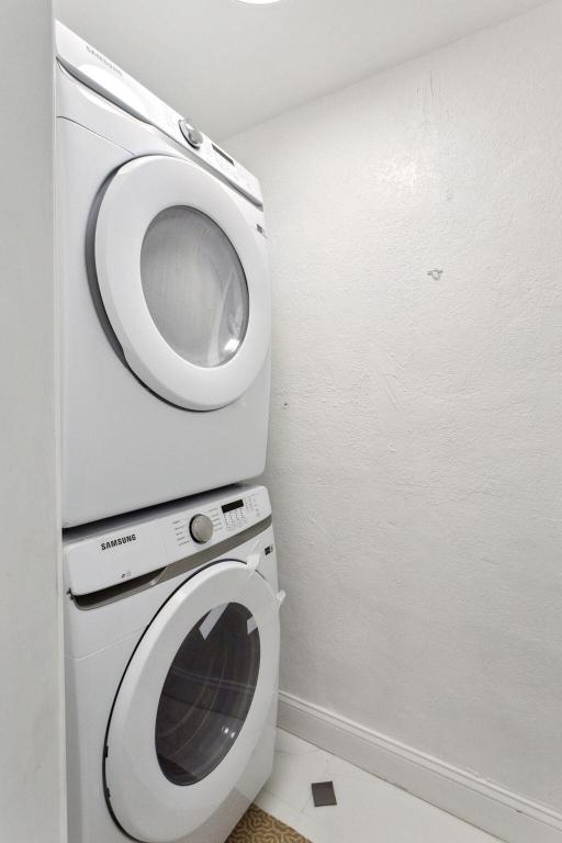 1530 NW 18th Fort Lauderdale, FL 33311