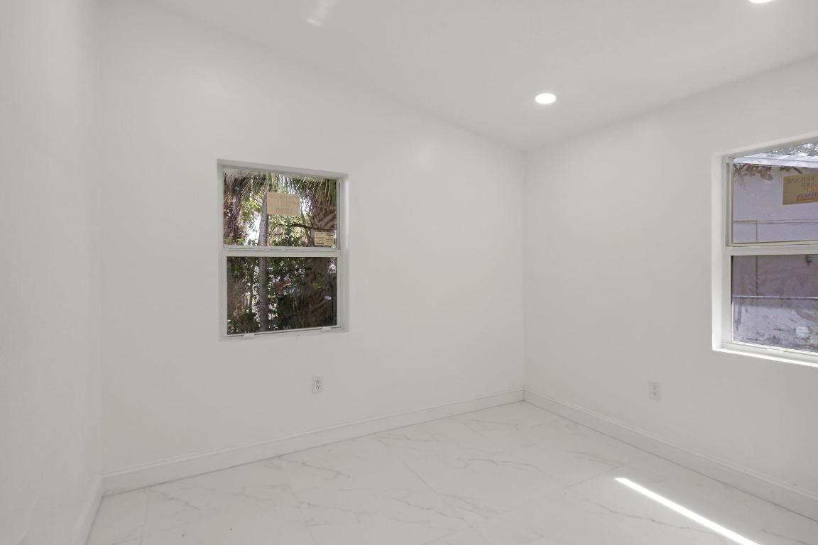 1530 NW 18th Fort Lauderdale, FL 33311