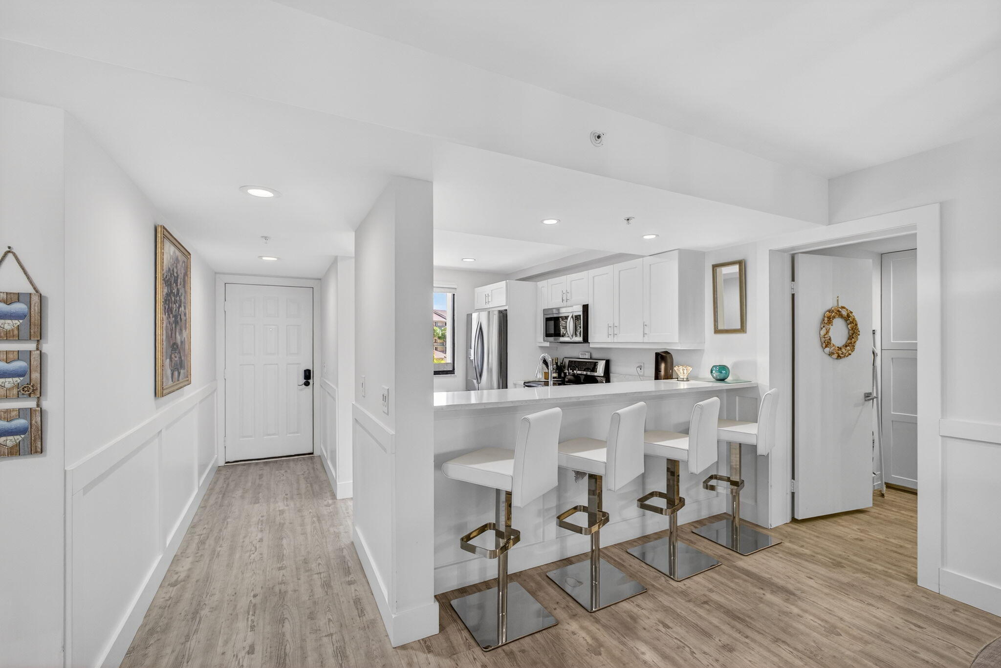 1901 Marina Isle #304 Jupiter, FL 33477