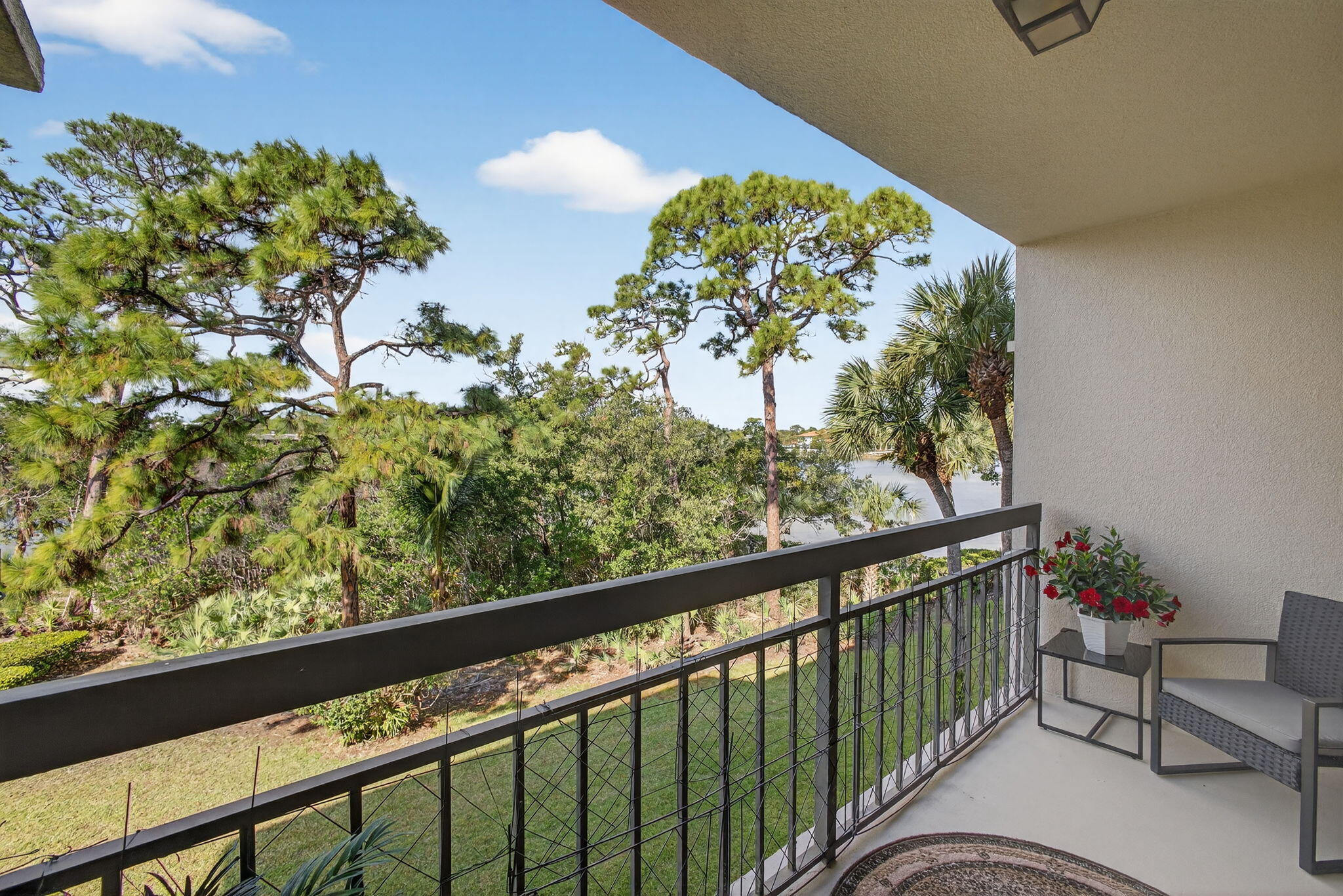 1901 Marina Isle #304 Jupiter, FL 33477