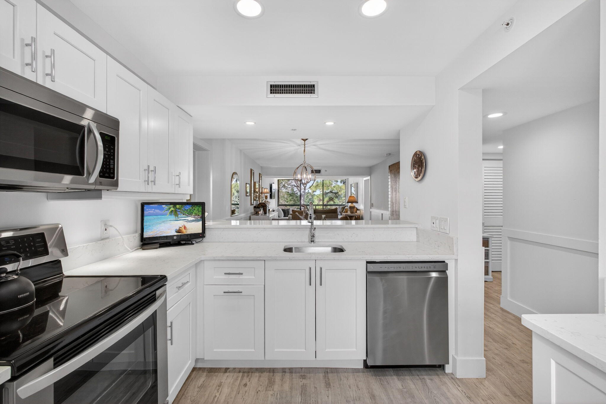 1901 Marina Isle #304 Jupiter, FL 33477