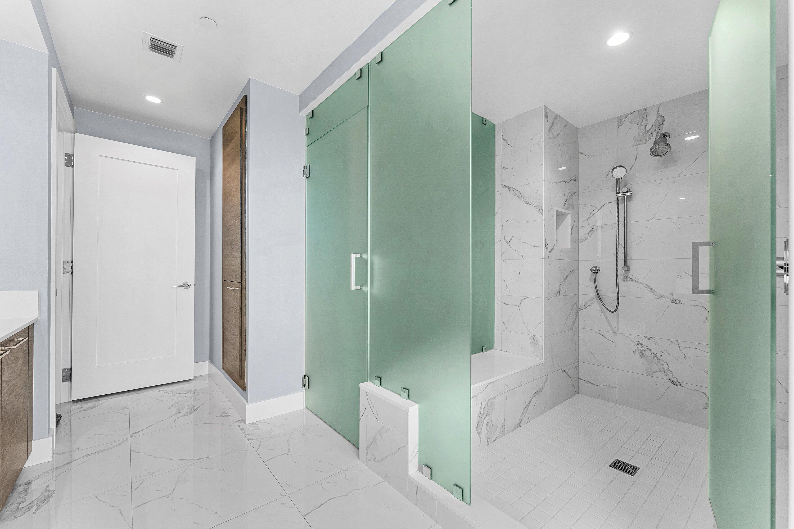 100 E Las Olas #3001 Fort Lauderdale, FL 33301