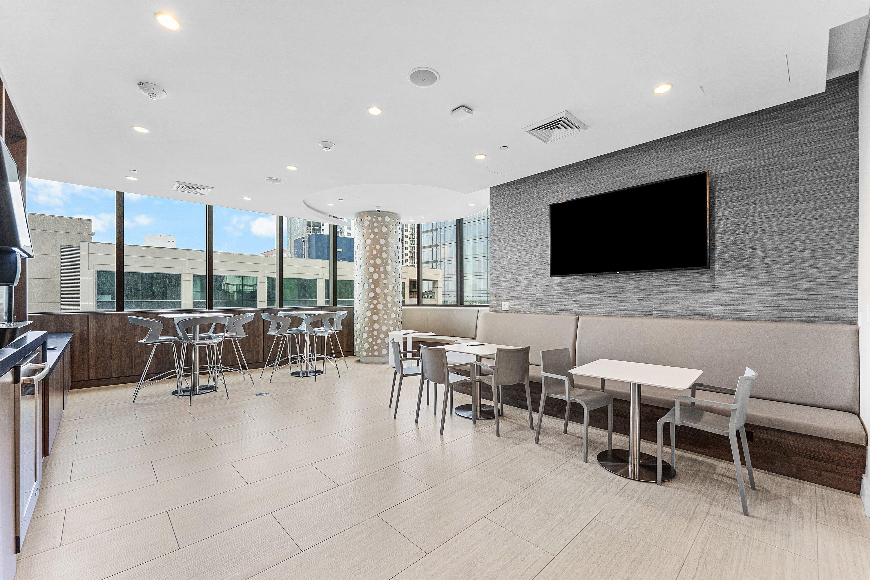 100 E Las Olas #3001 Fort Lauderdale, FL 33301