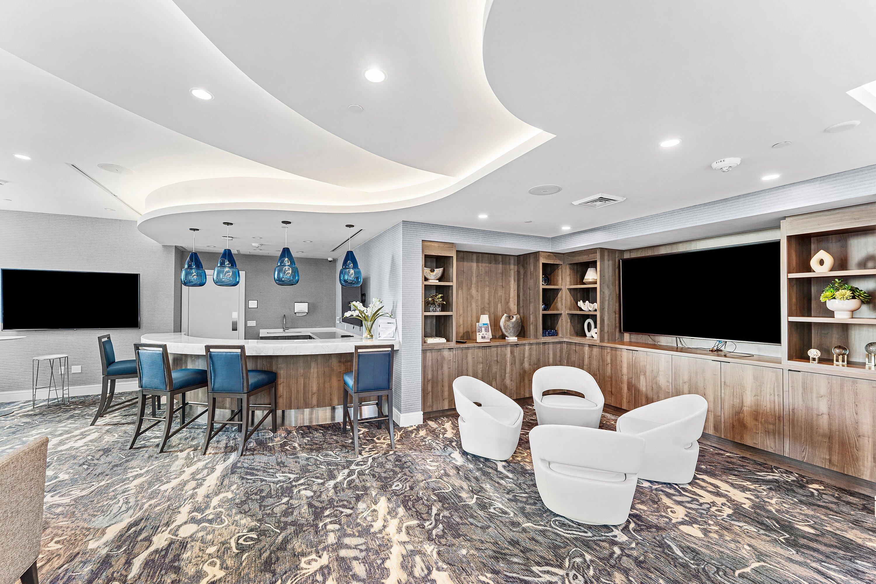 100 E Las Olas #3001 Fort Lauderdale, FL 33301