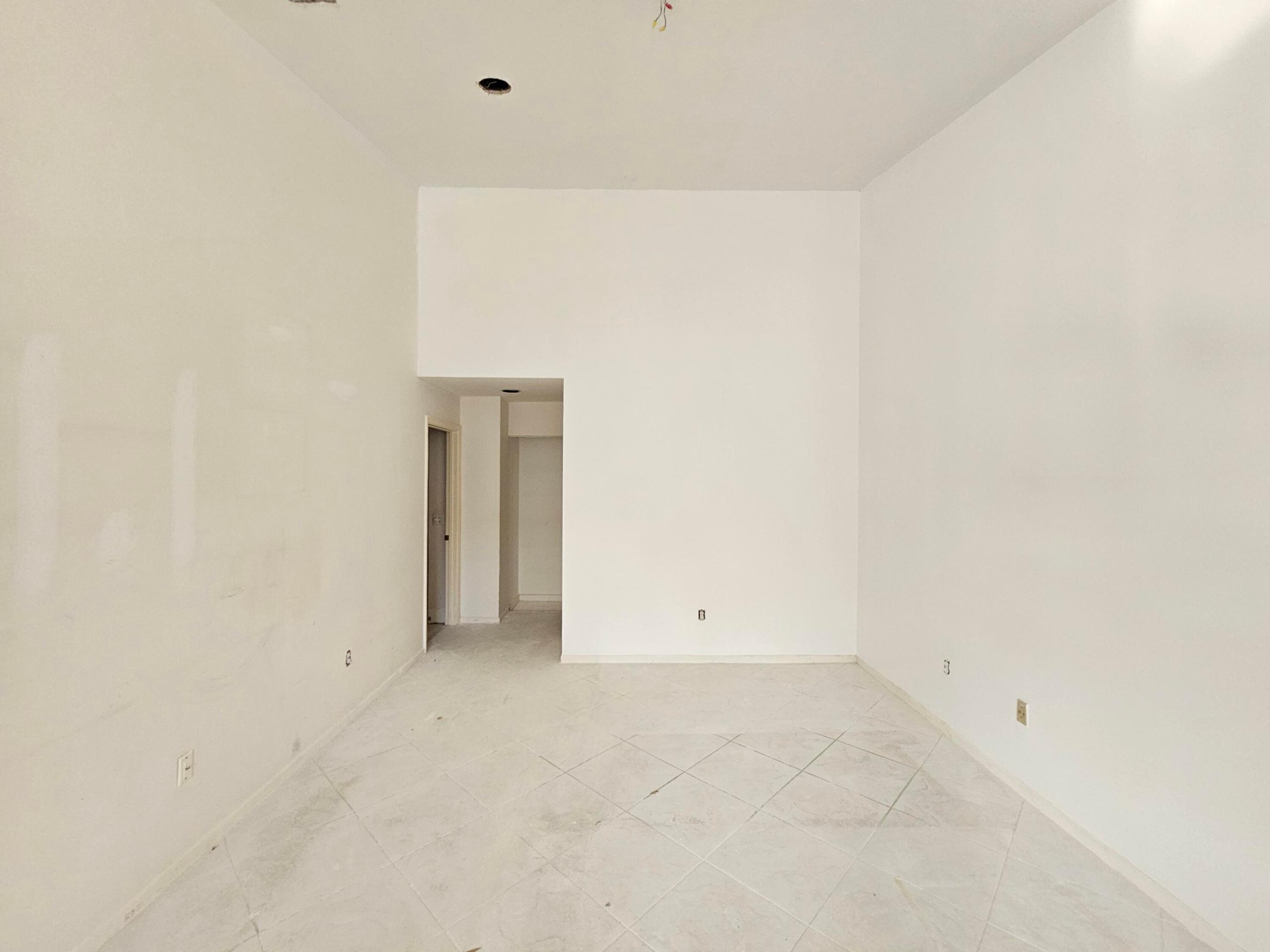 5235 Europa #O Boynton Beach, FL 33437