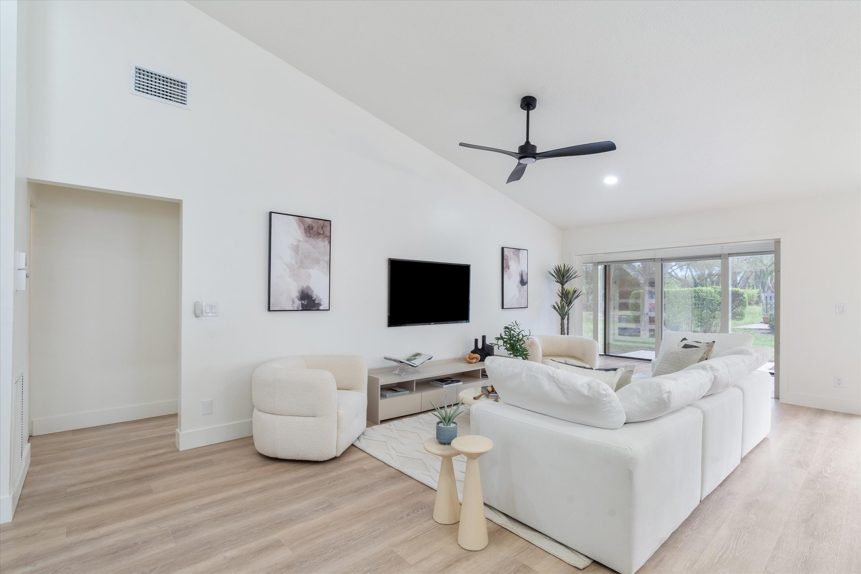 4684 Daylily Boynton Beach, FL 33436