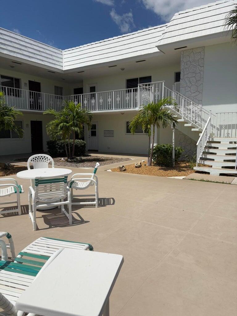 118 Yacht Clb #1 North Palm Beach, FL 33408