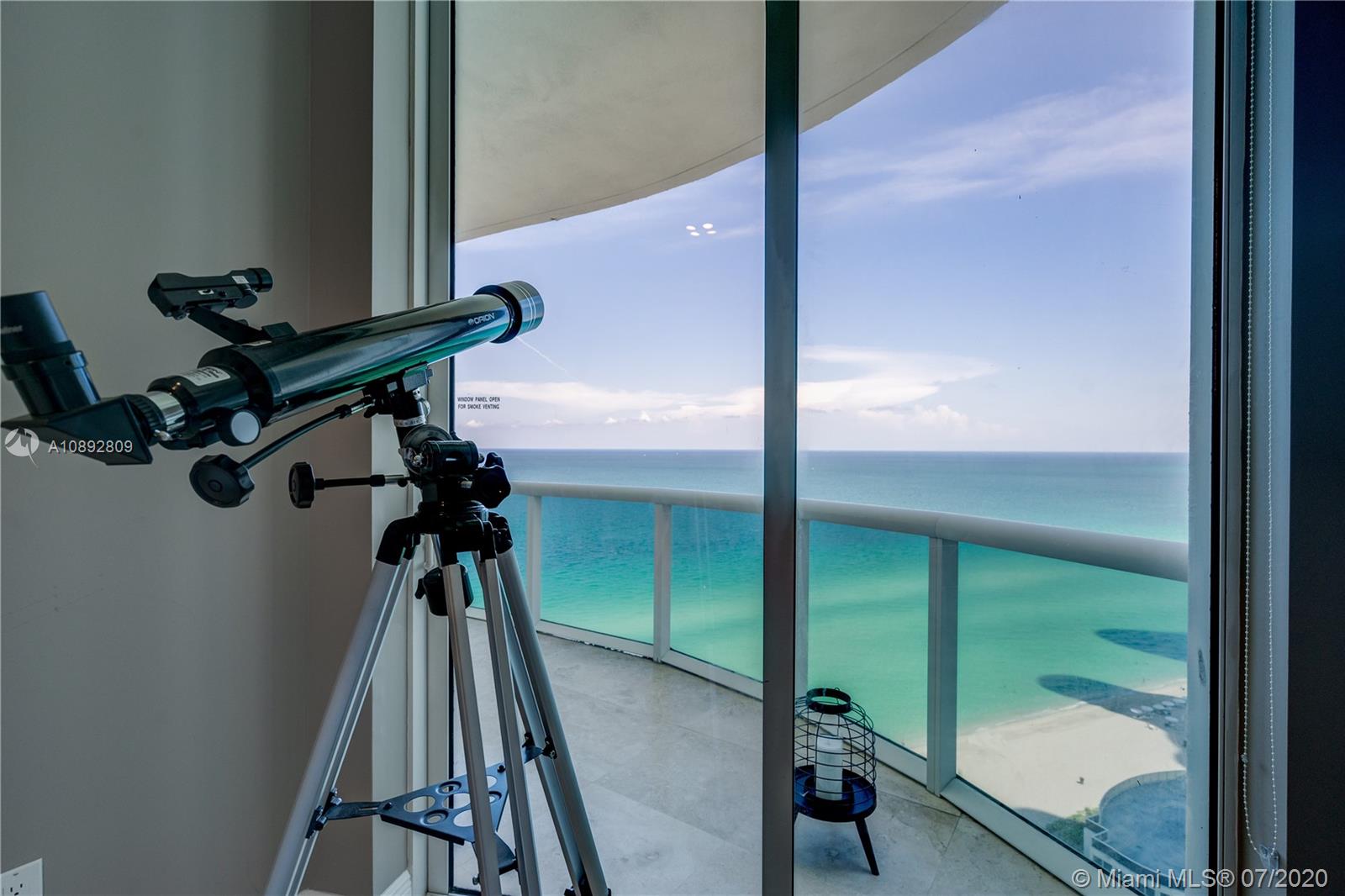 image Trump Towers I26