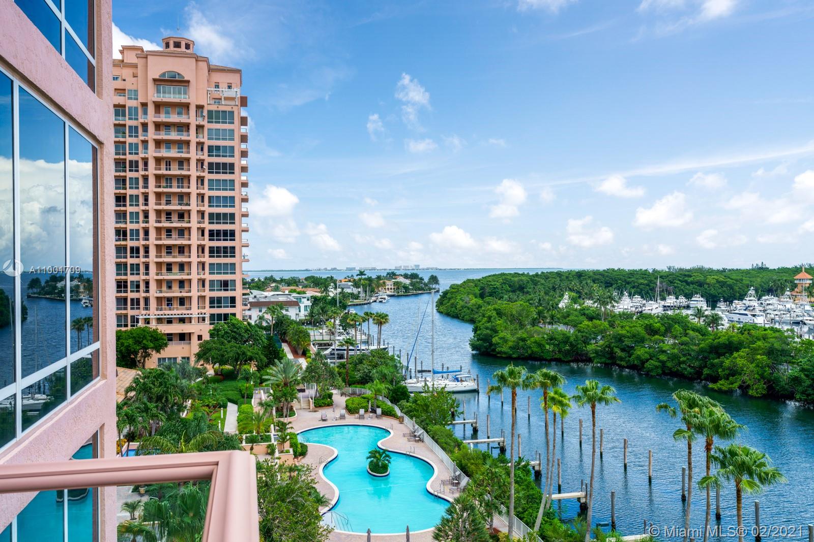 60 Edgewater Dr #7A Coral Gables, FL 33133