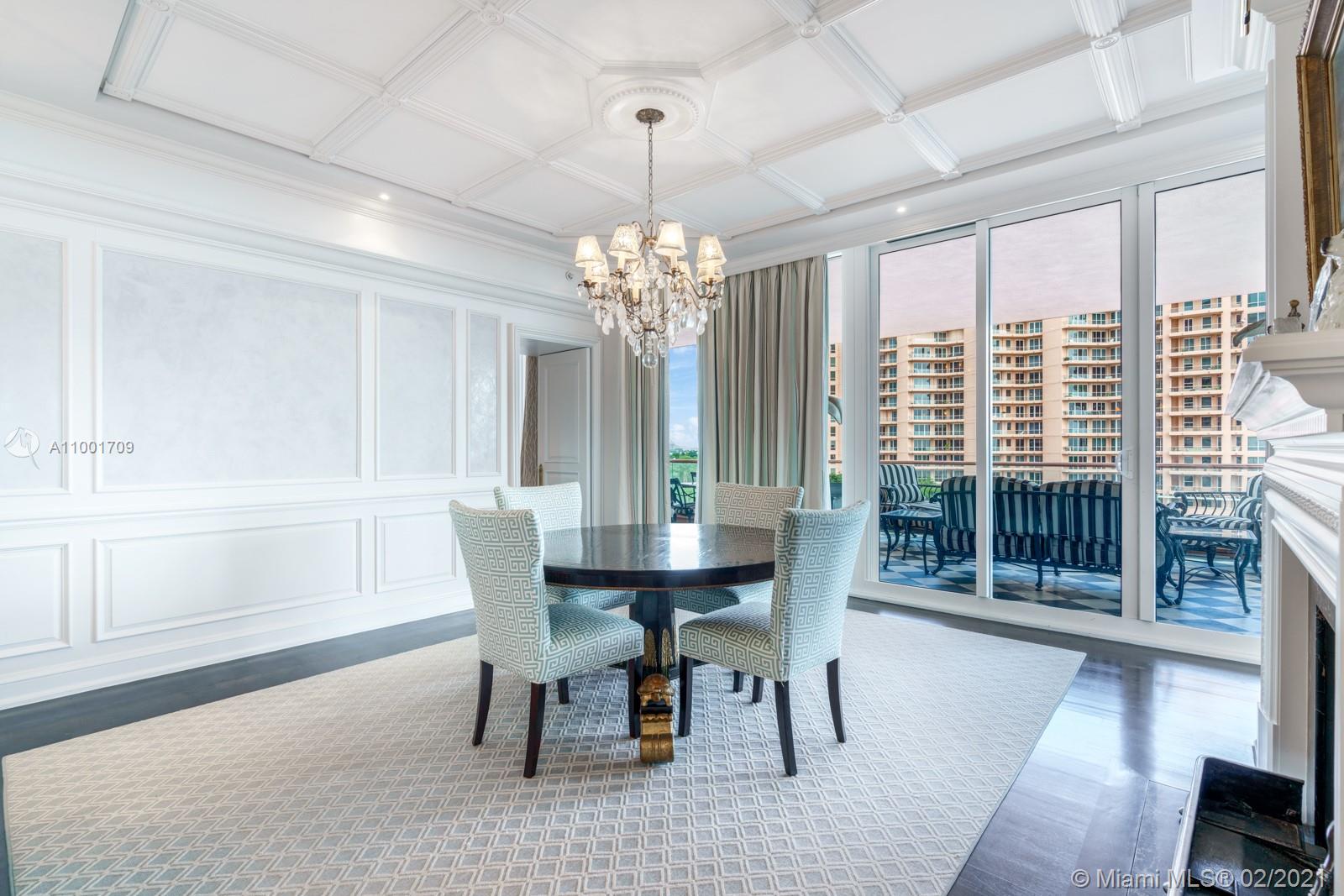 60 Edgewater Dr #7A Coral Gables, FL 33133