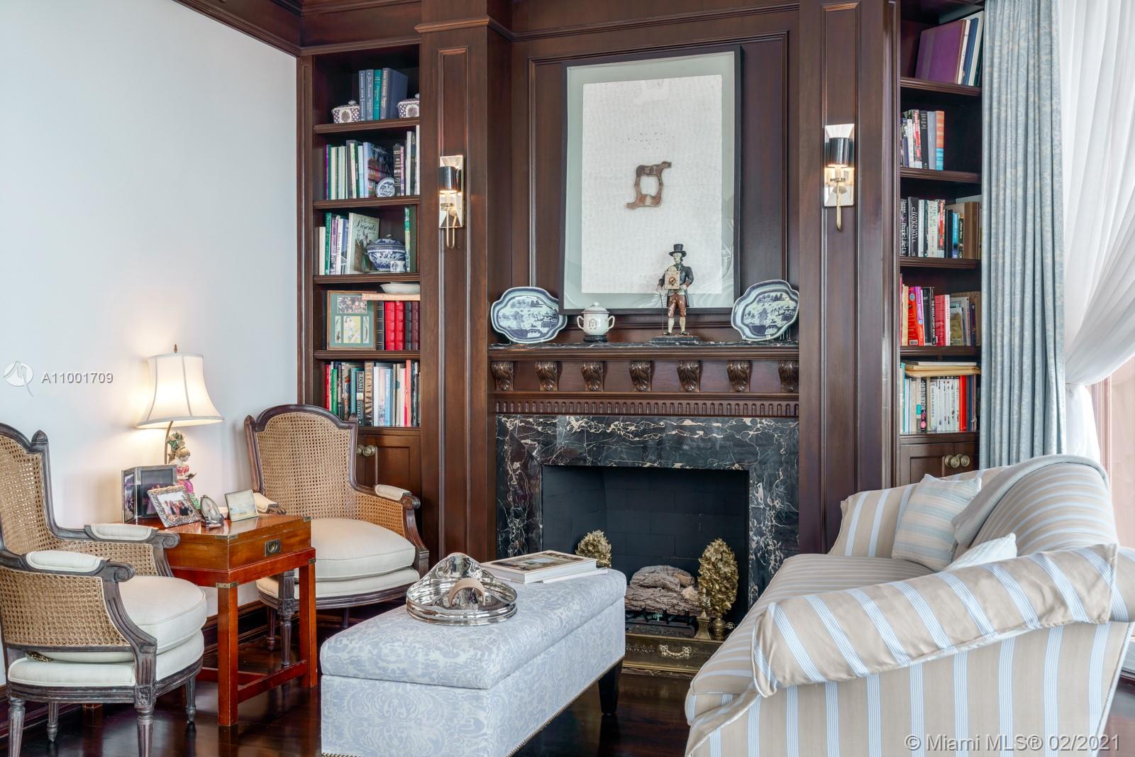 60 Edgewater Dr #7A Coral Gables, FL 33133