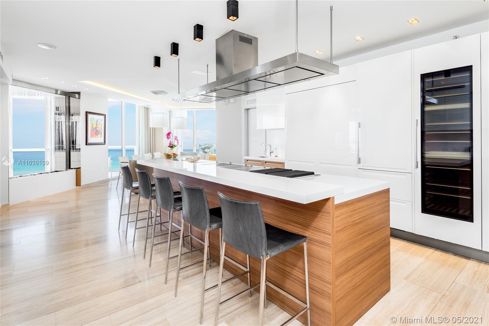 18201 Collins Ave #509