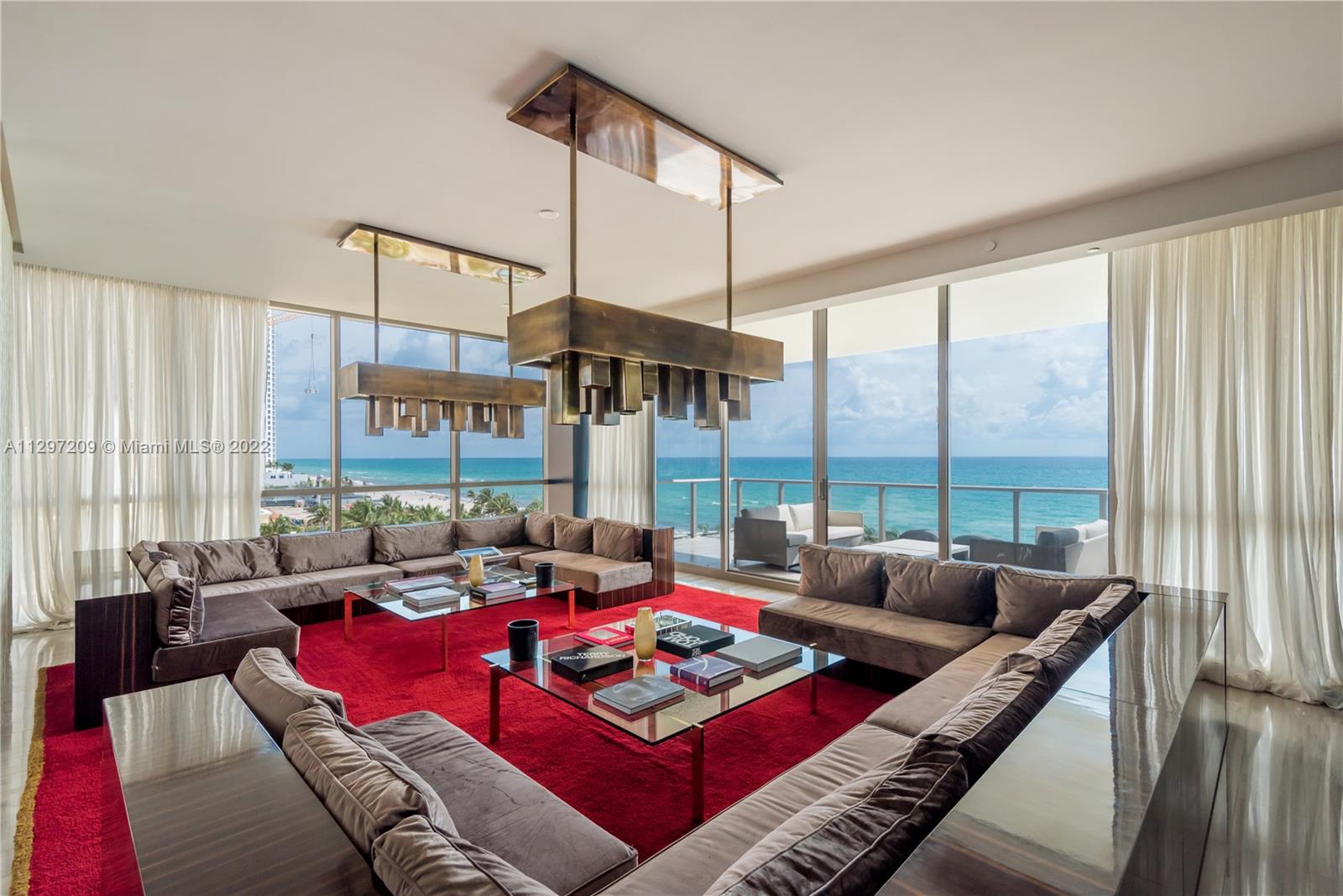 17749 Collins Ave #501