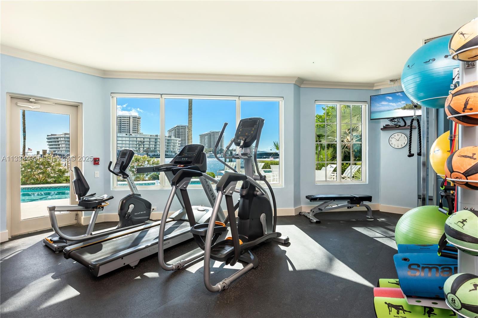 1660 W Glencoe St #302 Coconut Grove, FL 33133