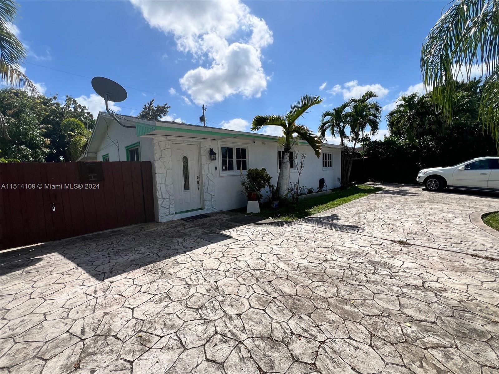 11770 SW 184th St
